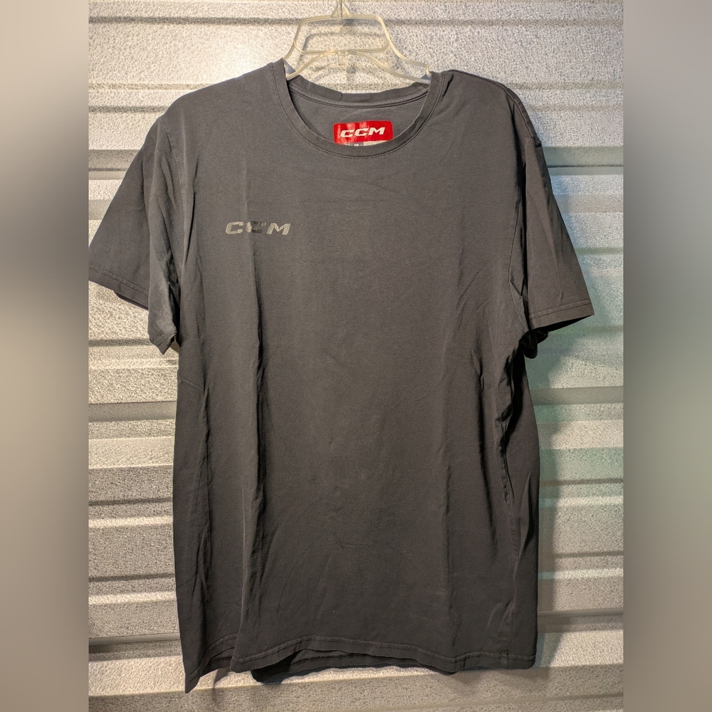 CCM Men's Dark Gray Short Sleeve Tee